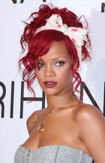 Rihanna - Rihanna.jpg