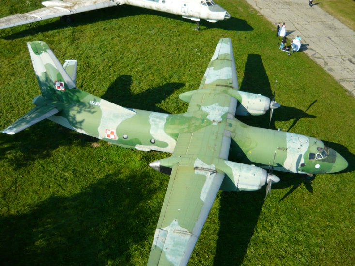 samoloty - an-26.JPG