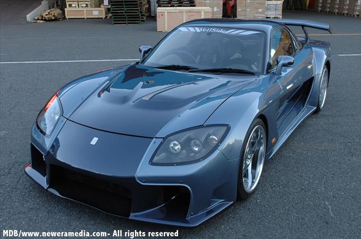 zachomikowane - Mazda RX-7 Veilside tuned.jpg