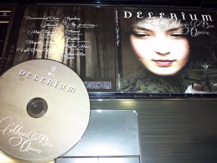 Delerium-Music_Box_Opera-2012-C4 - 00-delerium-music_box_opera-2012-scan.jpg