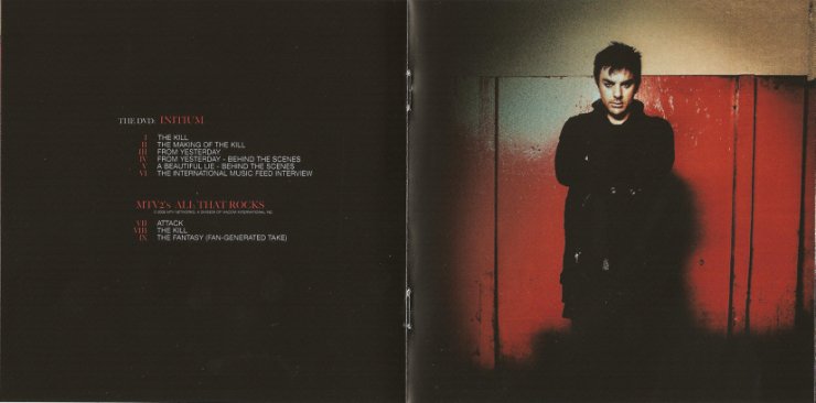 Cover - 30 Seconds To Mars - A Beautiful Lie - 2006 - Booklet 3.jpg