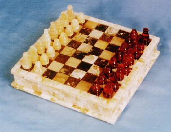 1 BURSZTYN - szachy.jpg